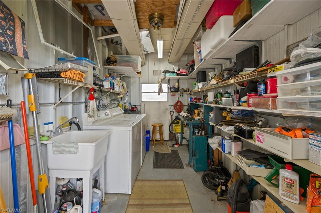 LAZY DAYS MOBILE VILLAGE - Residential