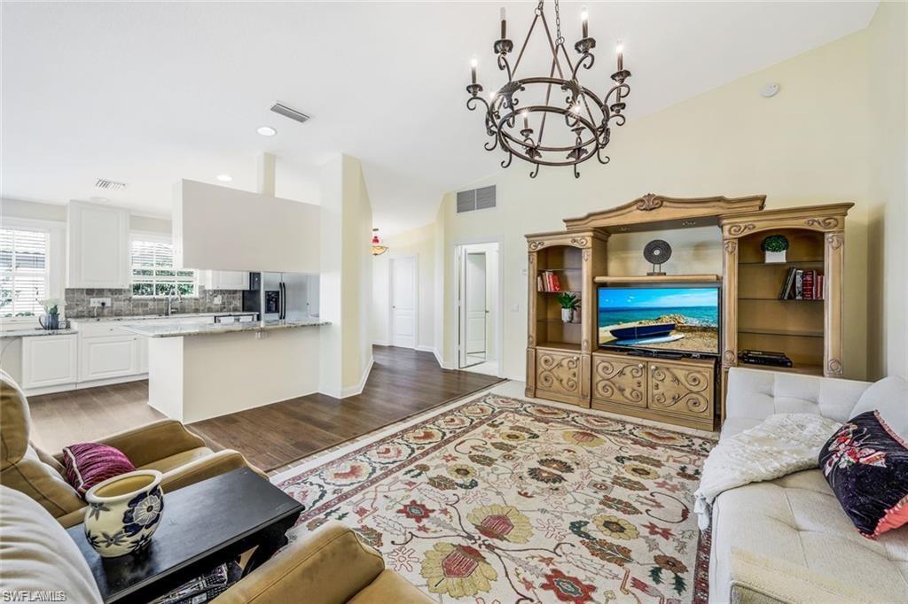 ISLAND WALK - Residential