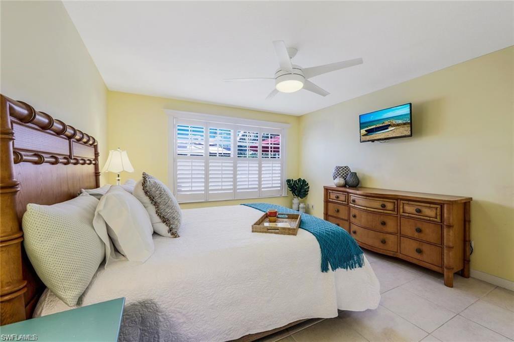 ISLAND WALK - Residential