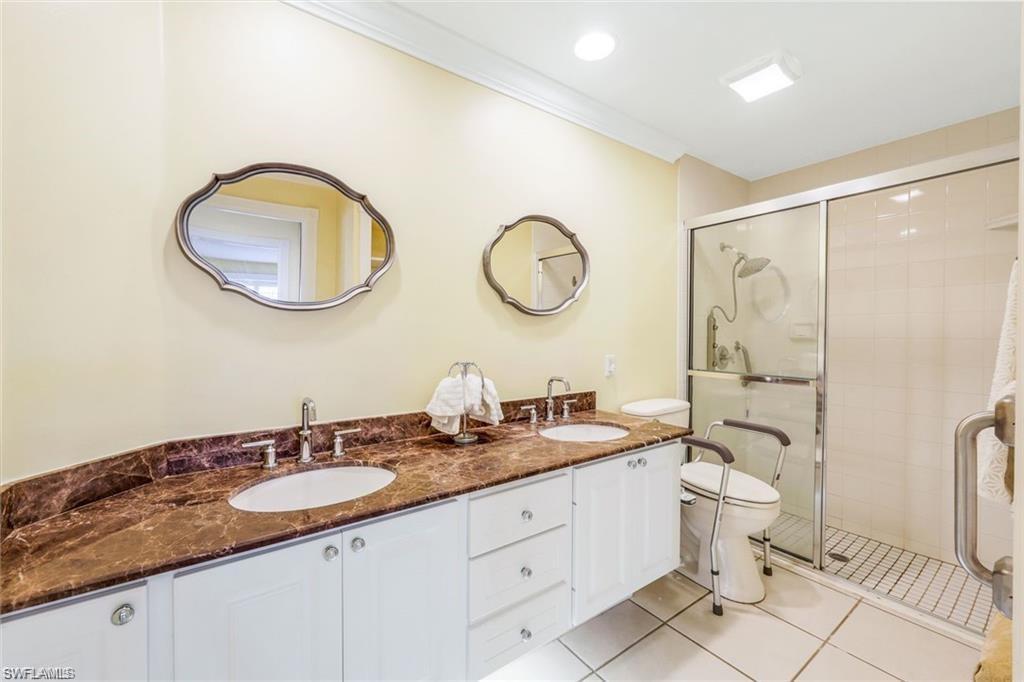 ISLAND WALK - Residential