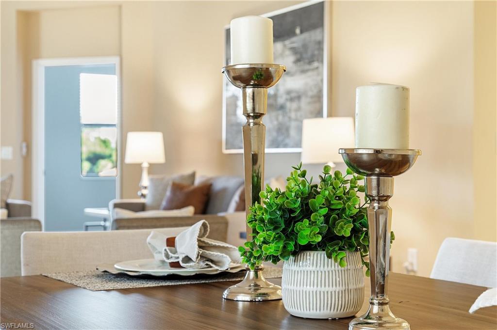 BAY WOODS - Residential