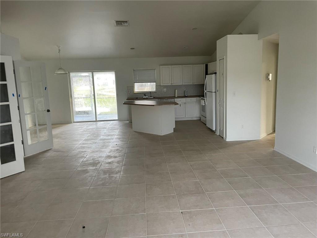 CAPE CORAL - Residential Lease