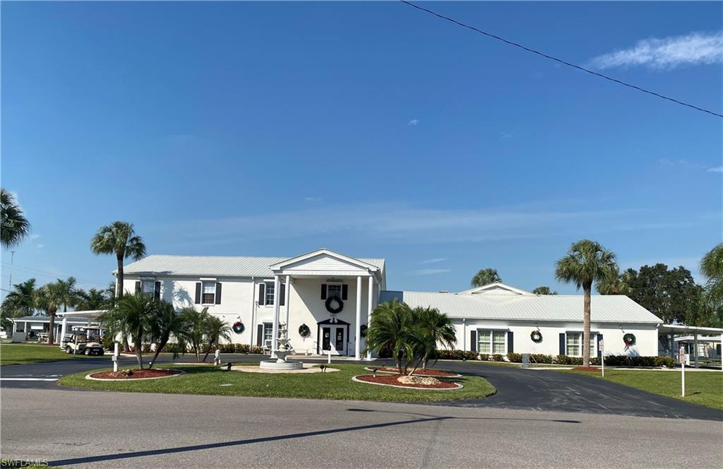 CARRIAGE VILLAGE - Residential