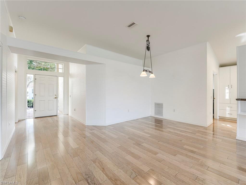 SILVER CREEK - Residential