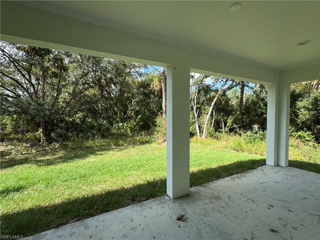 BANYAN VILLAGE - Residential