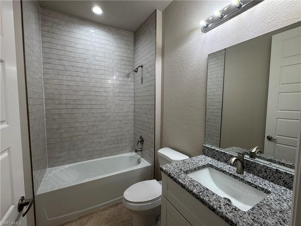 BANYAN VILLAGE - Residential