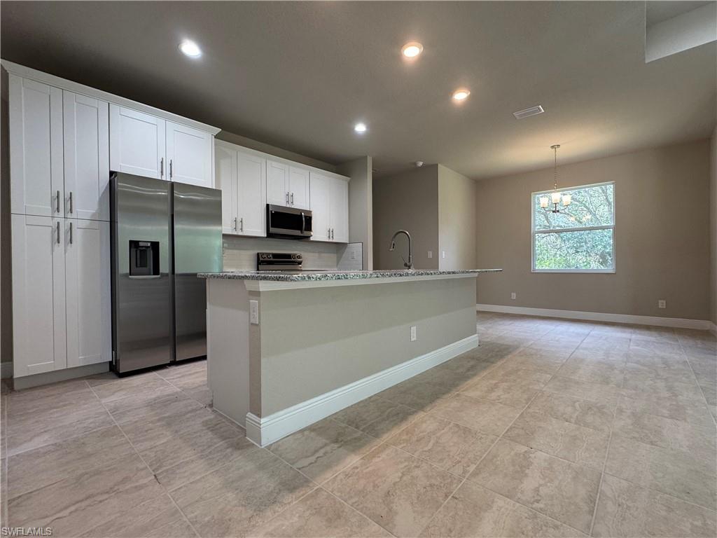 BANYAN VILLAGE - Residential