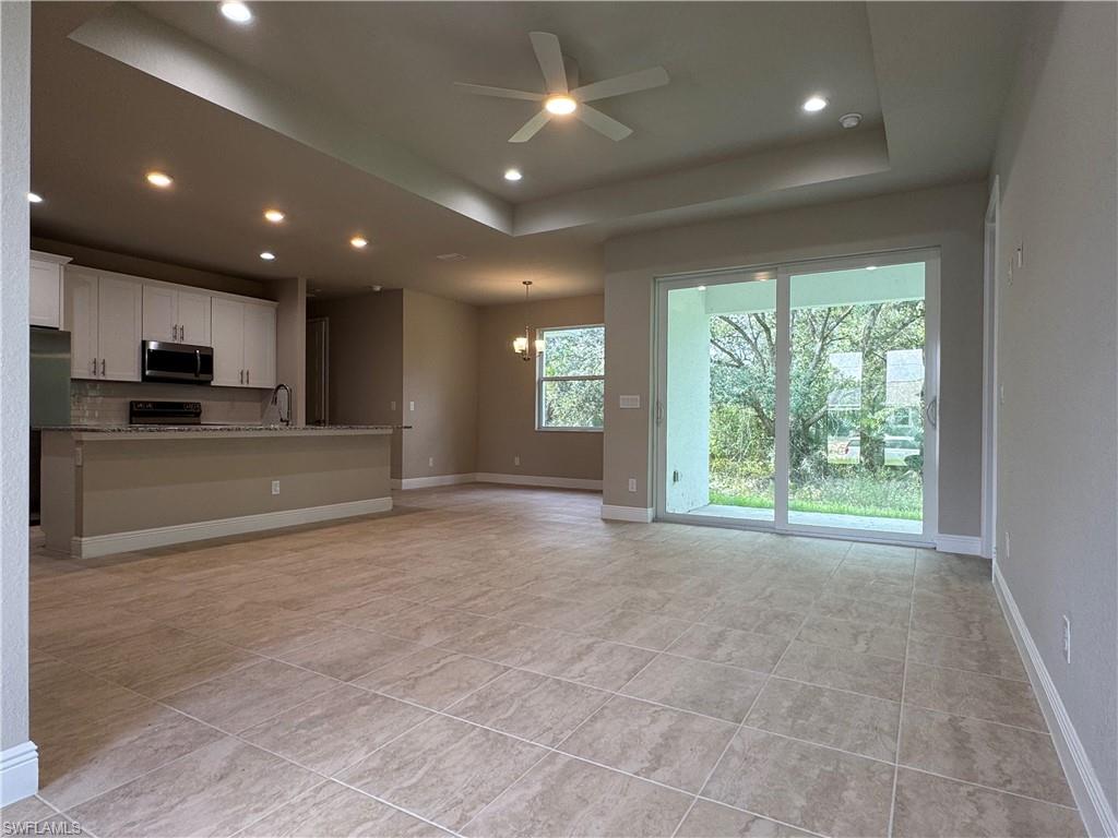 BANYAN VILLAGE - Residential