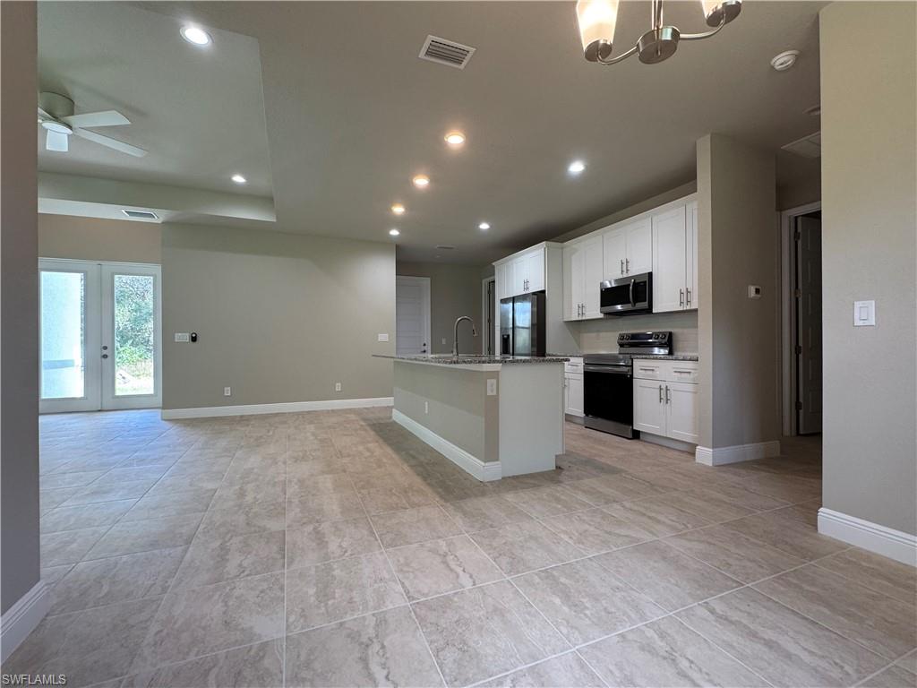 BANYAN VILLAGE - Residential