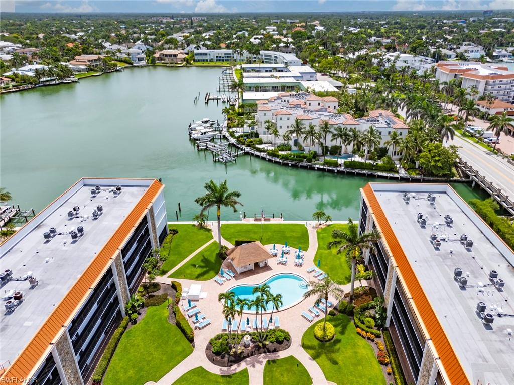 2900 Gulf Shore BLVD N 111