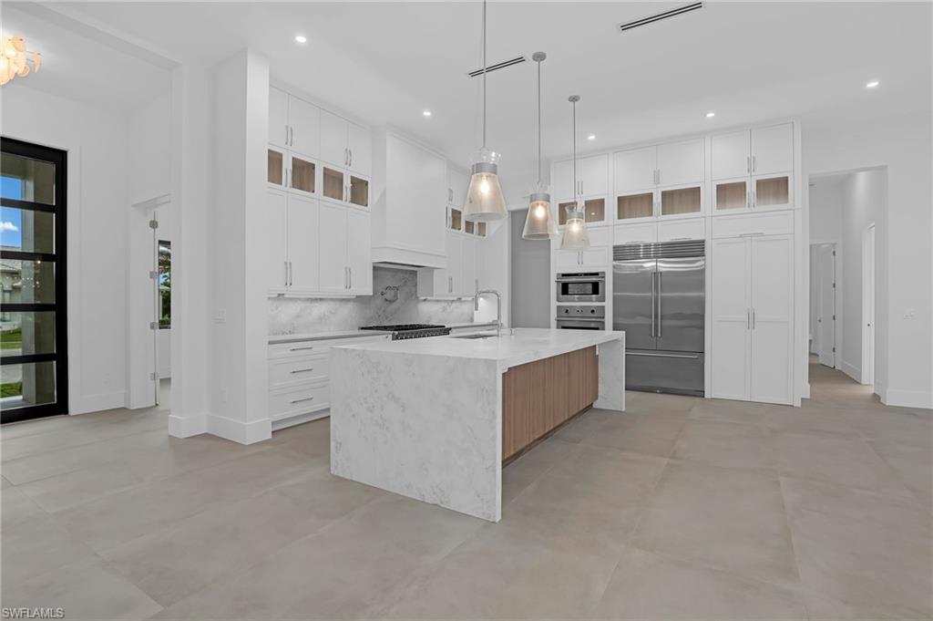 MARCO ISLAND - Residential