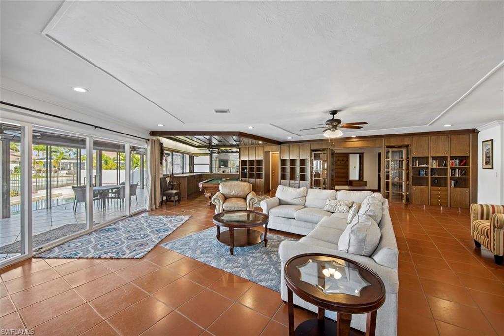 MARCO ISLAND - Residential