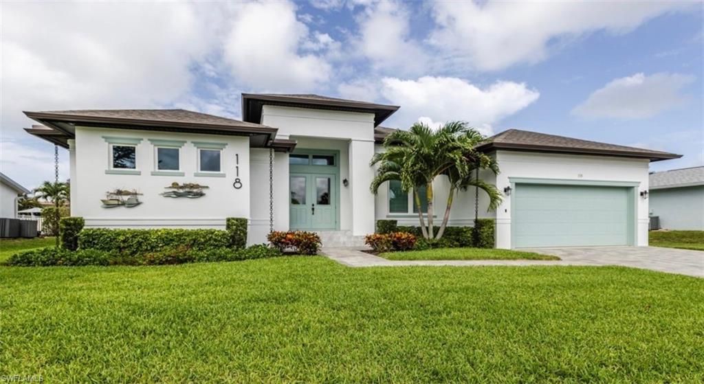 Photo of 118 Bermuda RD, MARCO ISLAND, FL 34145 (MLS # 226011913)