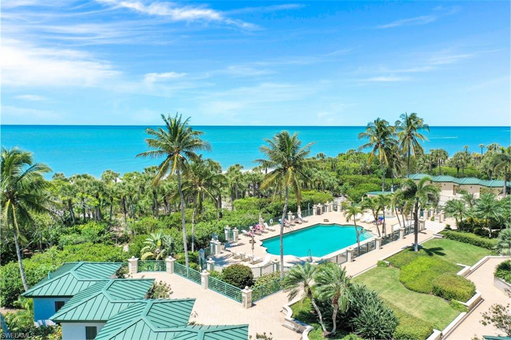 CARLYSLE AT BAY COLONY - Residential