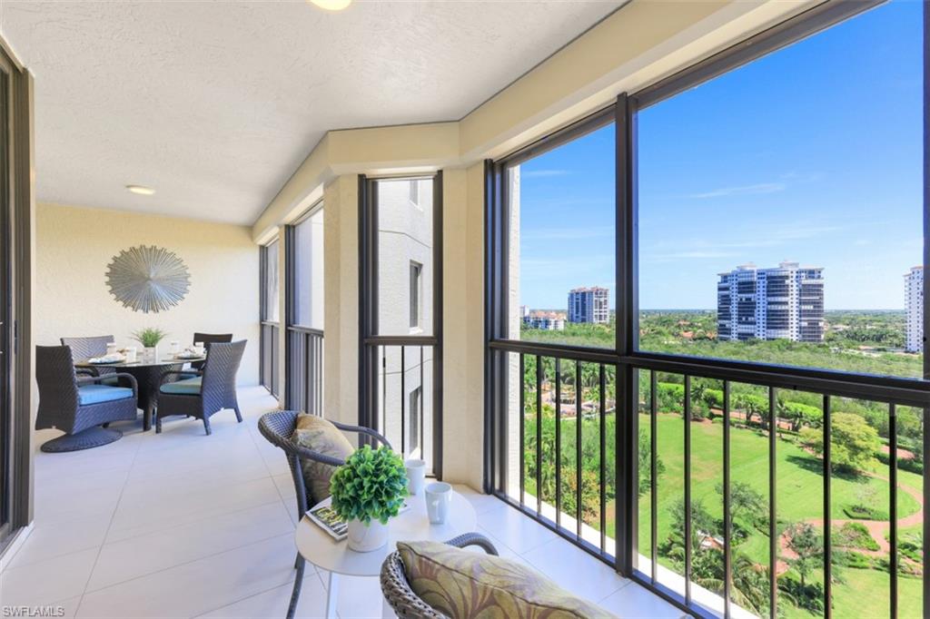 CARLYSLE AT BAY COLONY - Residential