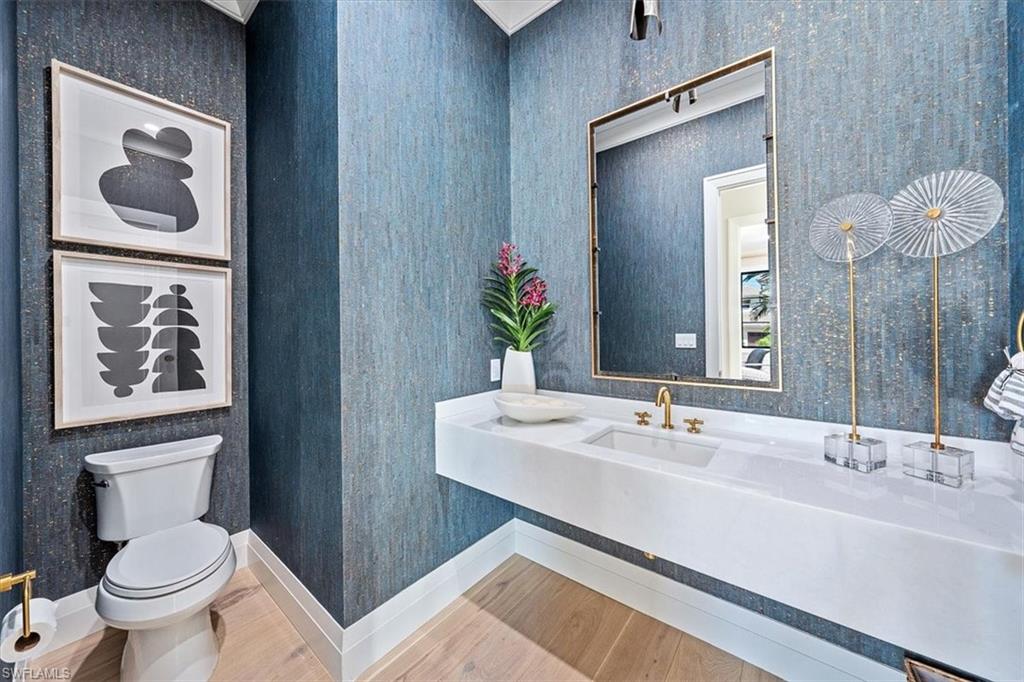 AQUALANE SHORES - Residential