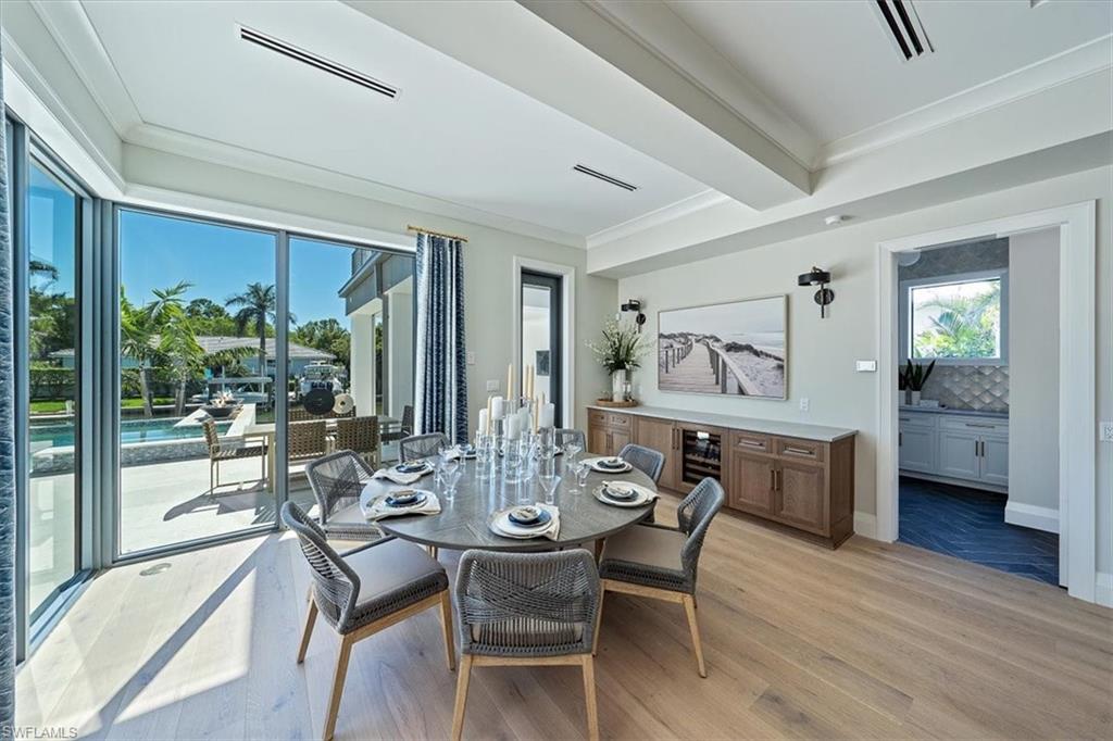 AQUALANE SHORES - Residential