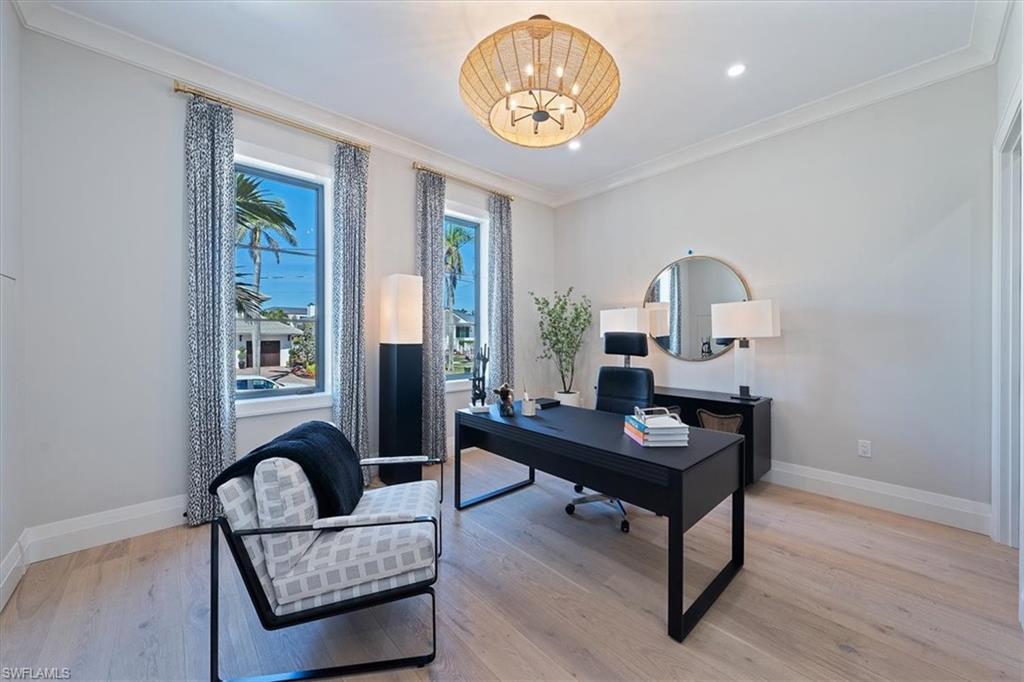 AQUALANE SHORES - Residential