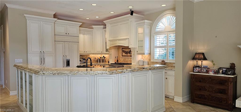 MOORINGS - Residential