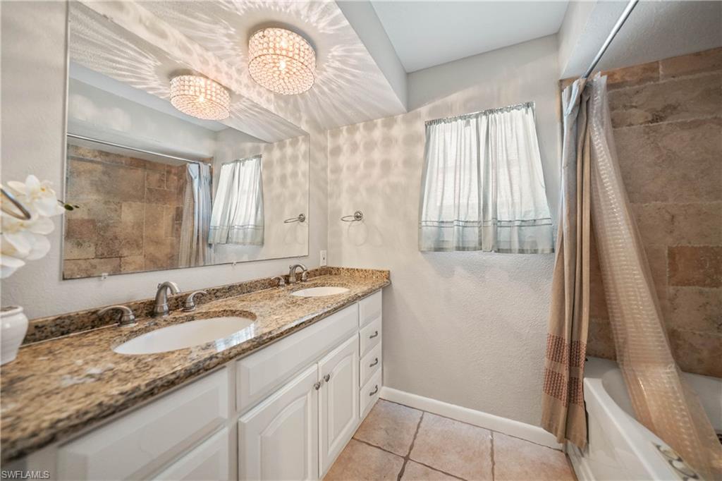 EDGEWATERS GARDENS - Residential