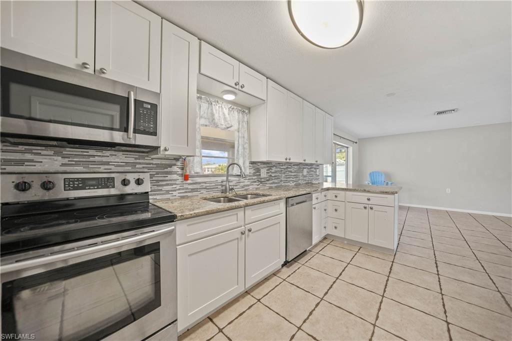 EDGEWATERS GARDENS - Residential