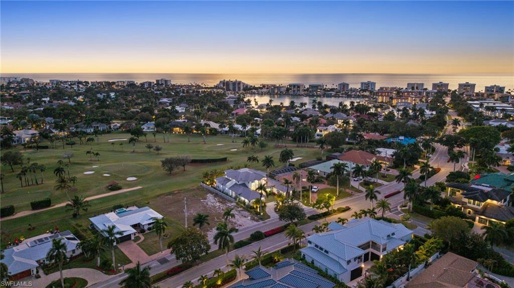 MOORINGS - Residential