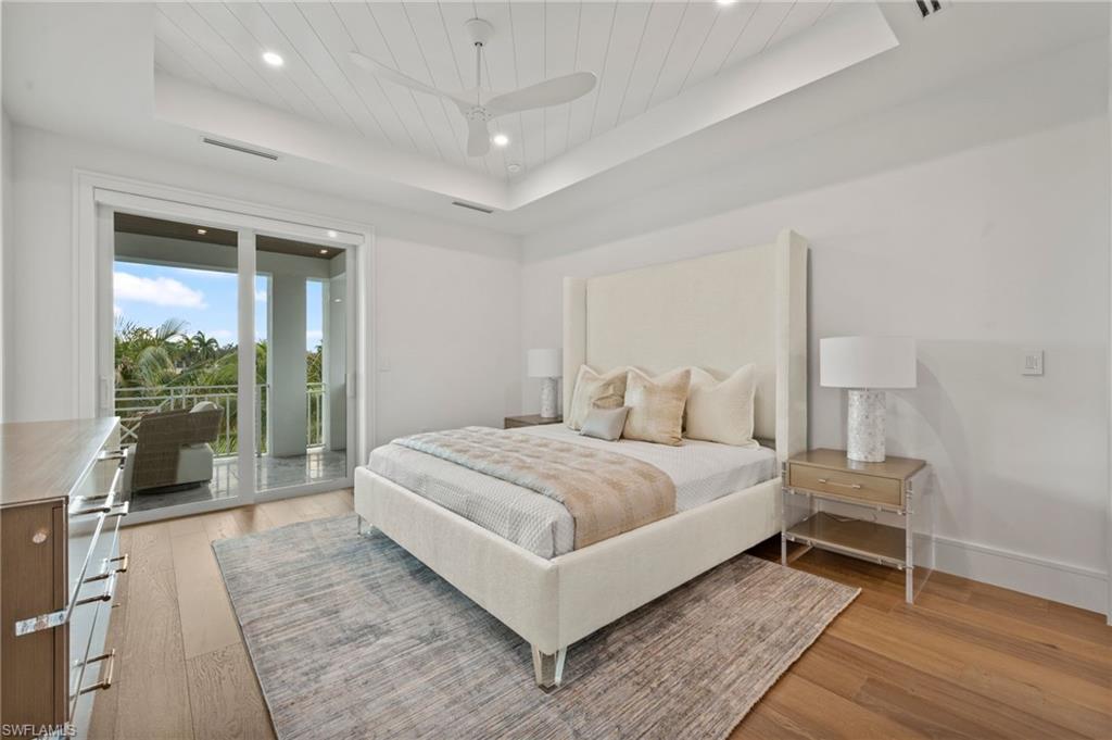 MOORINGS - Residential