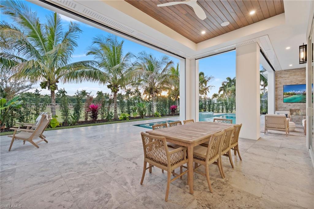 MOORINGS - Residential