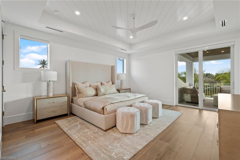 MOORINGS - Residential