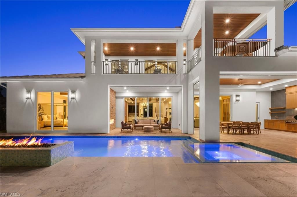 Photo of 570 HARBOUR DR, NAPLES, FL 34103 (MLS # 226006361)