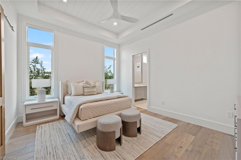 MOORINGS - Residential