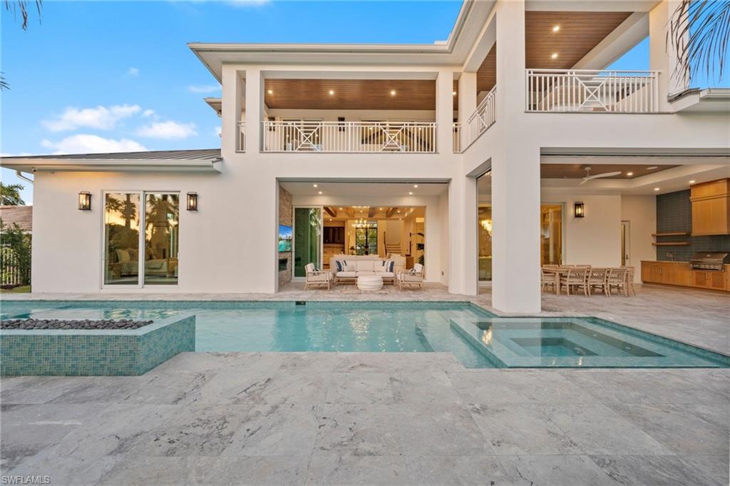 MOORINGS - Residential