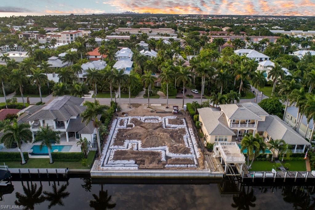 AQUALANE SHORES - Residential