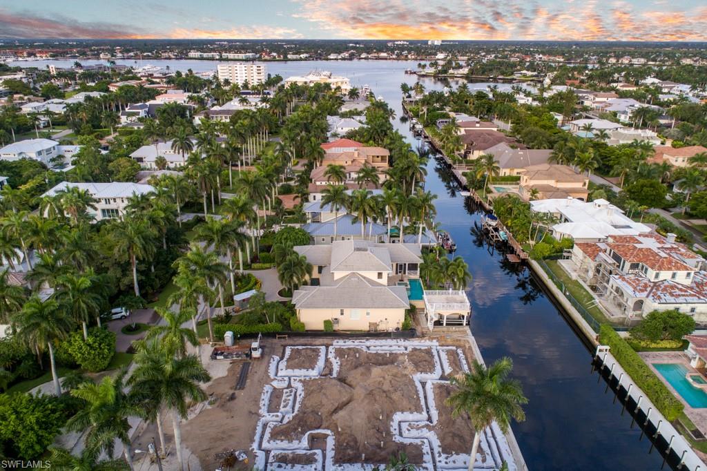 AQUALANE SHORES - Residential