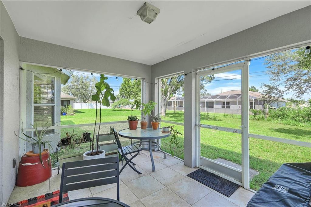 CAPE CORAL - Residential