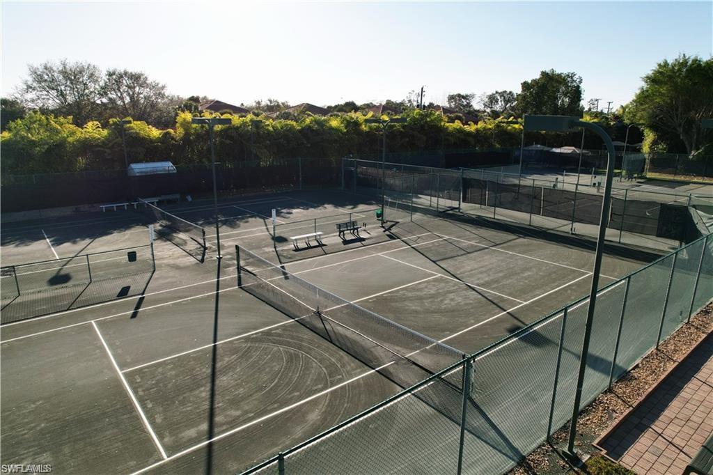 HUNTINGTON LAKES - Residential Lease