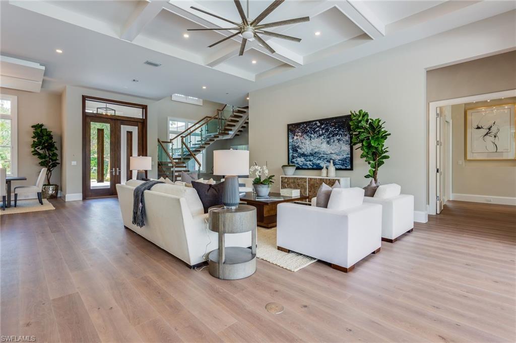 MOORINGS - Residential