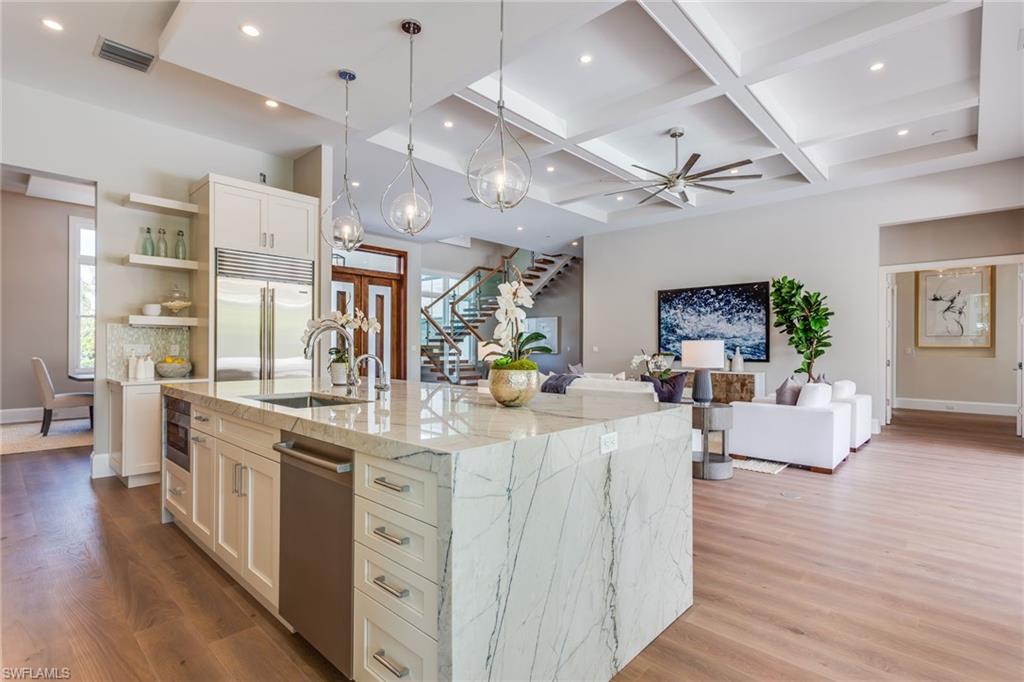 MOORINGS - Residential