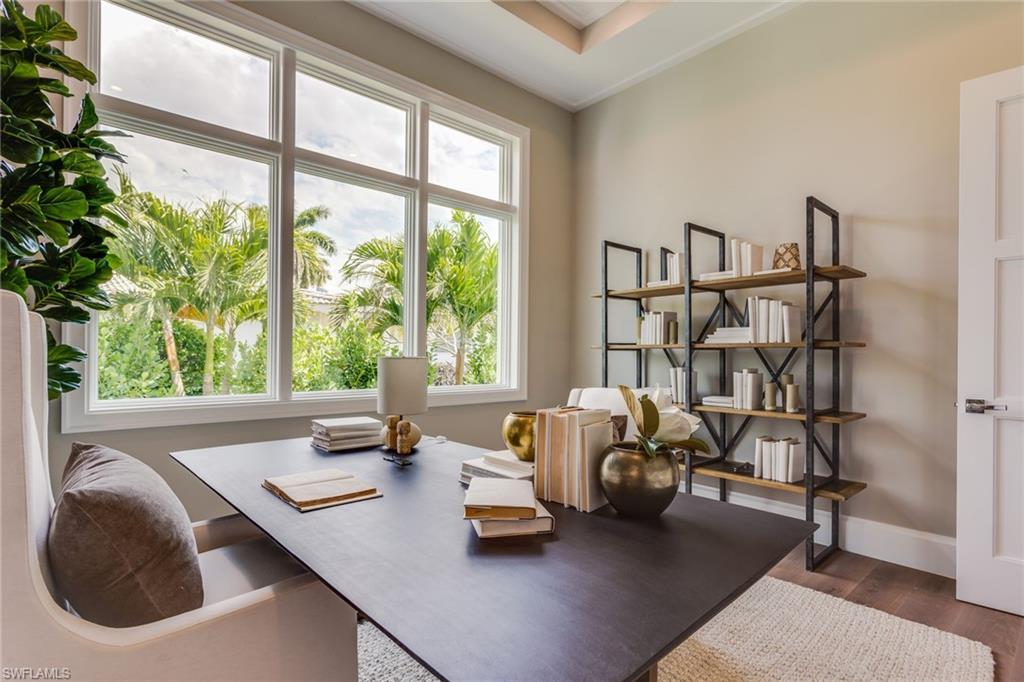 MOORINGS - Residential