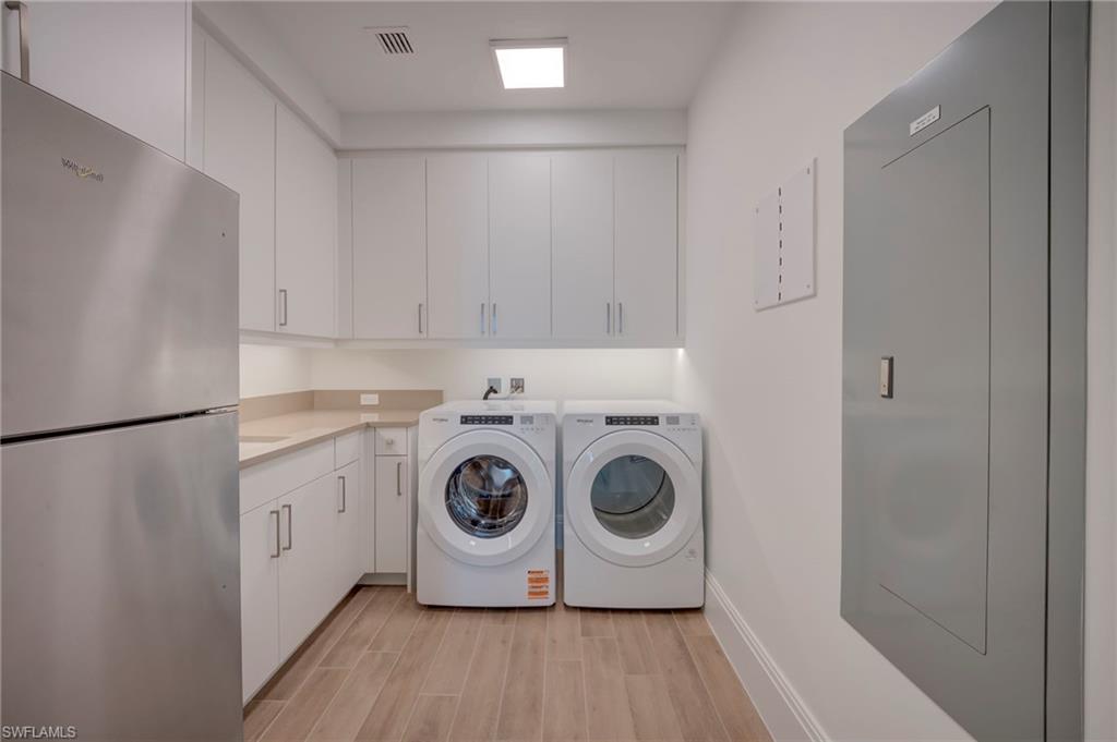 INFINITY AT THE COLONY - Residential