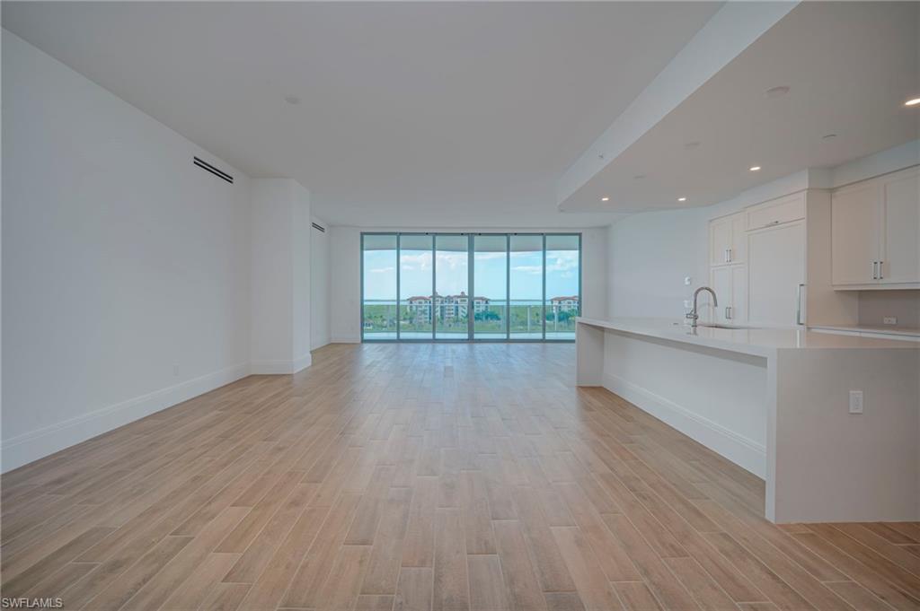 INFINITY AT THE COLONY - Residential