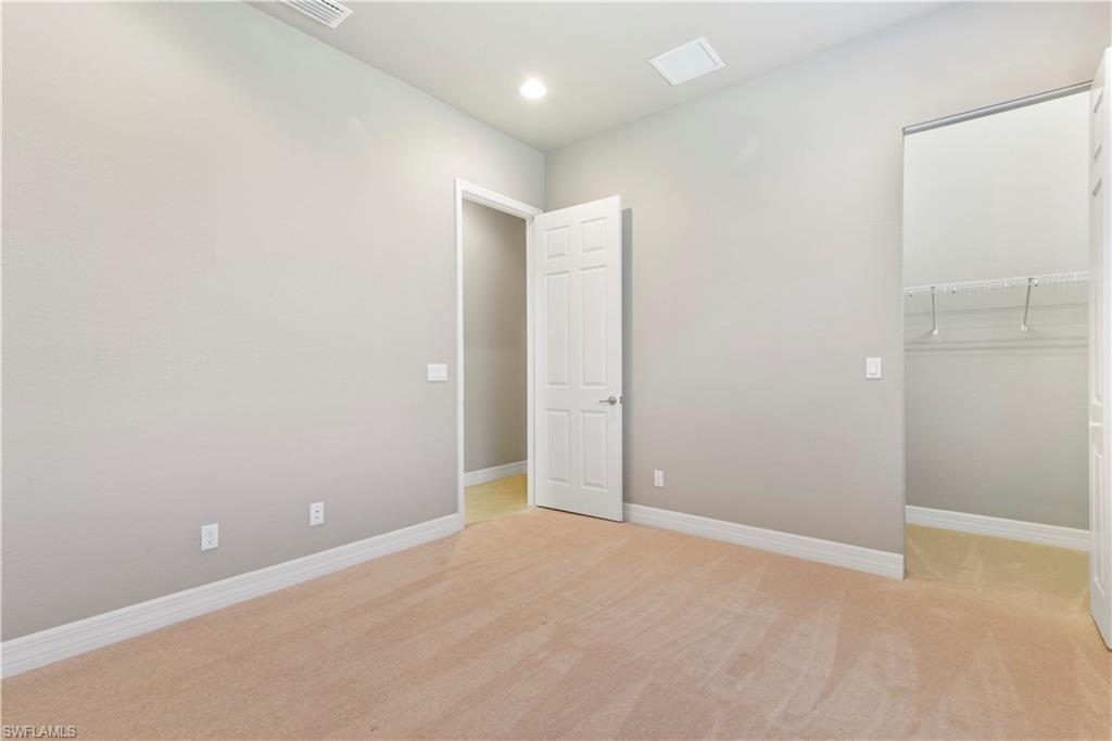 MARINA BAY - Residential