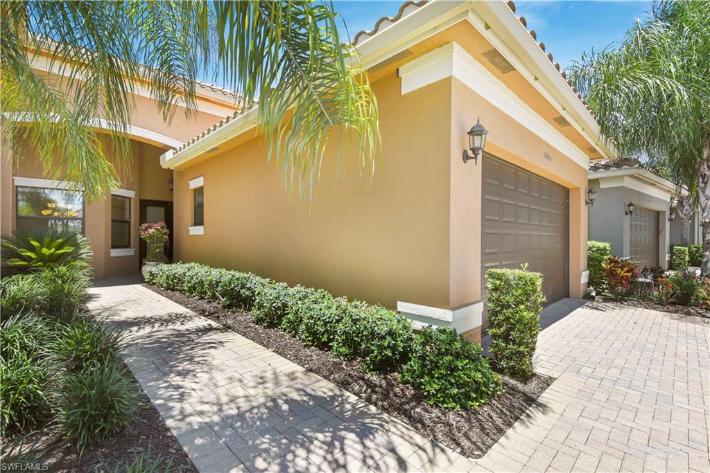 MARINA BAY - Residential