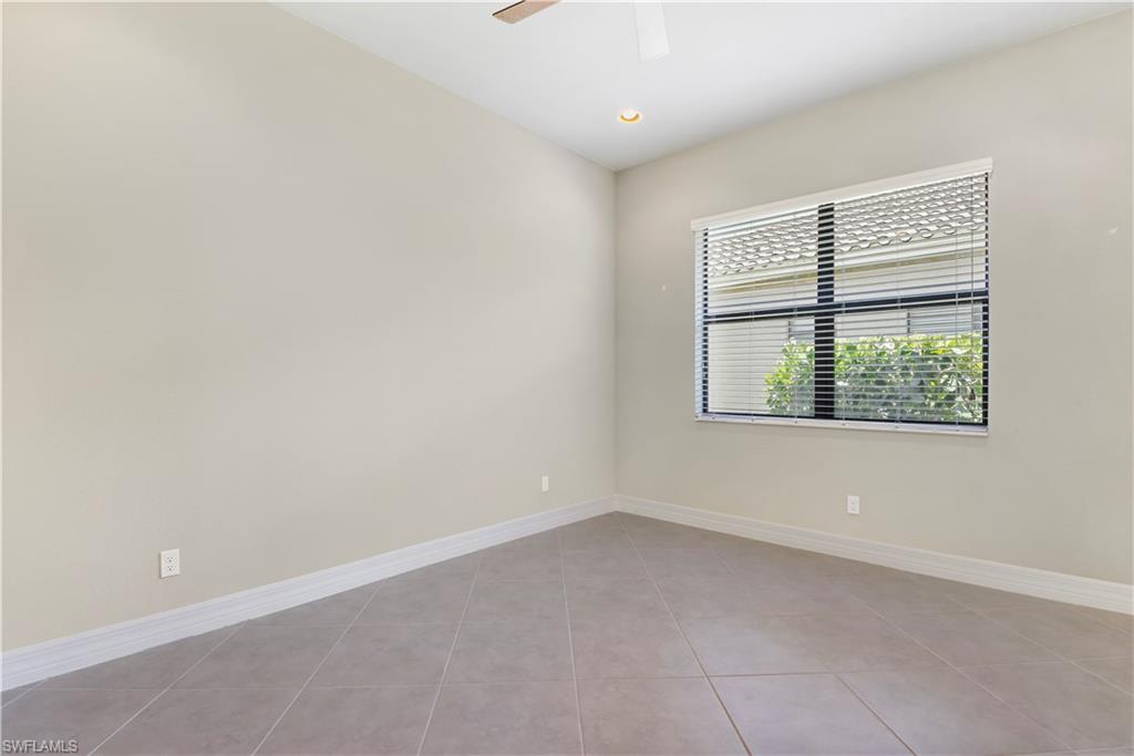 MARINA BAY - Residential