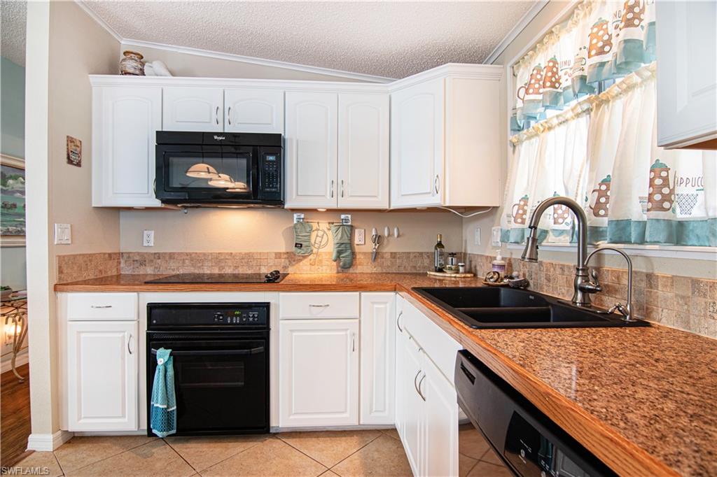 CHERRY ESTATES - Residential