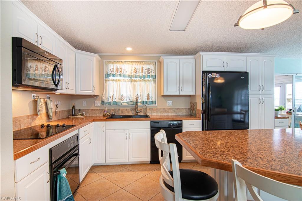 CHERRY ESTATES - Residential