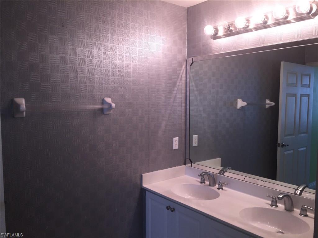 ISLES OF PORTO VISTA - Residential