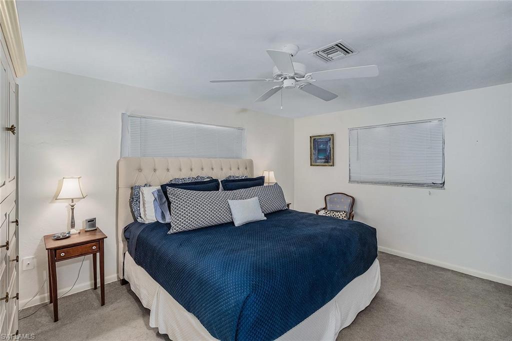 MOORINGS - Residential