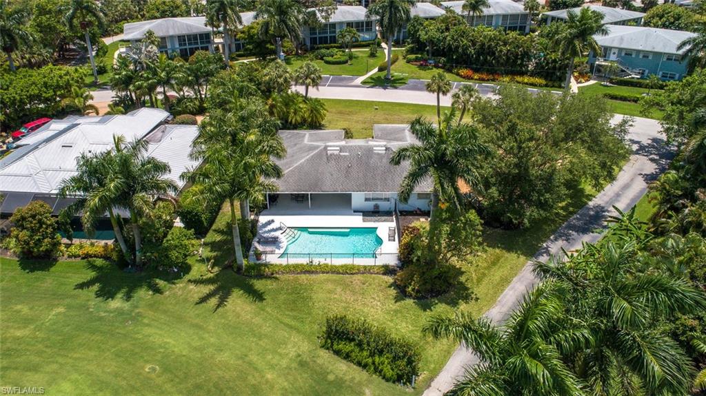 MOORINGS - Residential