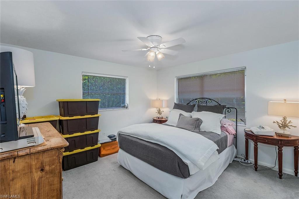 MOORINGS - Residential